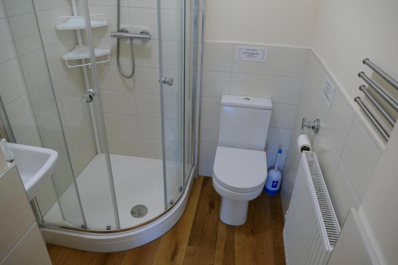 Magnolia Self Contained Suites Coalpit Heath Exterior photo